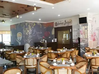 Unp Hotel And Convention Center 2