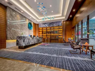 Madison Hotel Weihai Railway Station 4