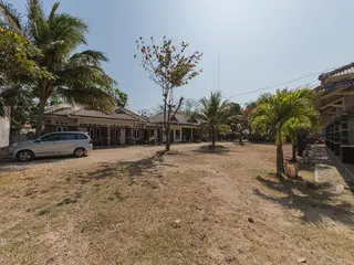 Reddoorz Near Pantai Ujung Genteng 3
