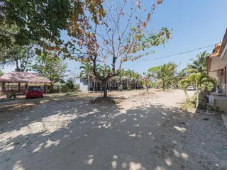 Reddoorz Near Pantai Ujung Genteng 5