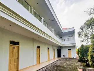 Hotel Akbar Syariah Banyumas Redpartner 3