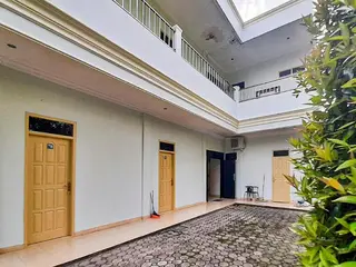 Hotel Akbar Syariah Banyumas Redpartner 4