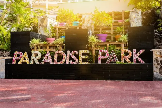 Paradise Park Fun Lifestyle Hotel