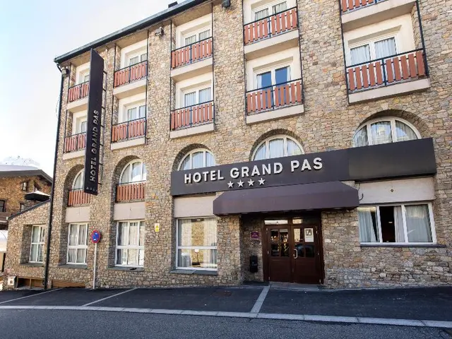 Grand Pas