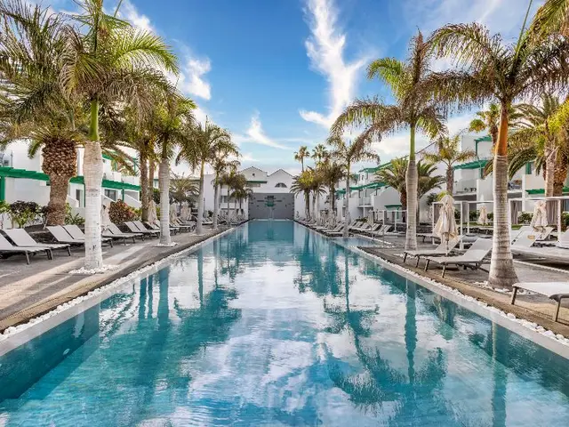 Barcelo Teguise Beach