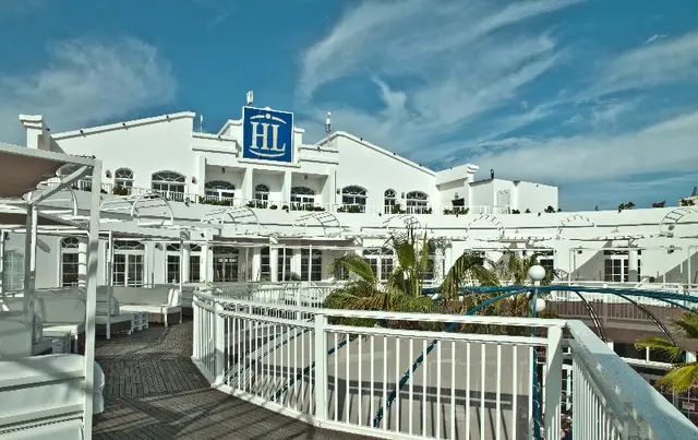 HL PARADISE ISLAND