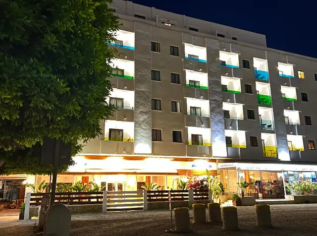 Poniente Playa Aparthotel