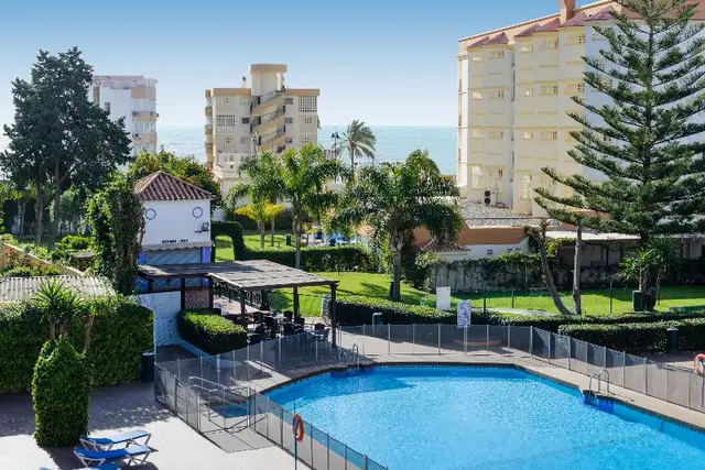Hotel Monarque Cendrillón