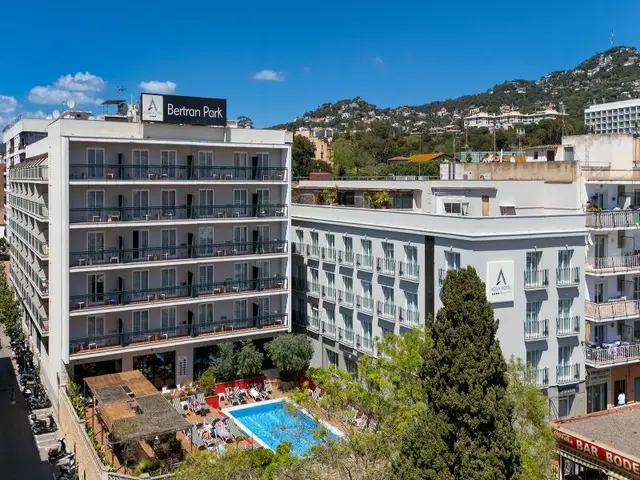 AQUA Hotel Bertran Park - Adults Recommended