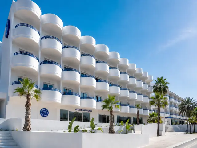 Coral Star Hotel & Apartments