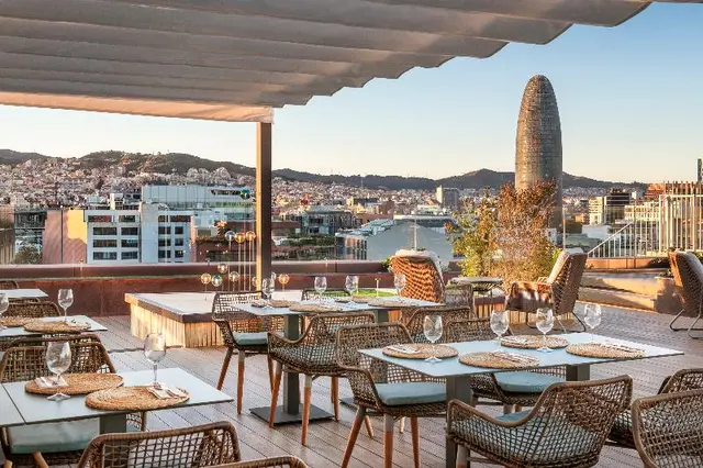 Salles Hotel Pere IV