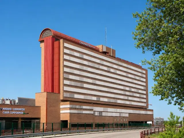 Hotel Chamartin the One