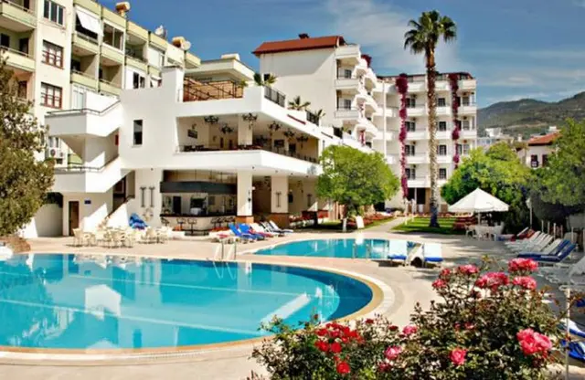 Boulevard Hotel