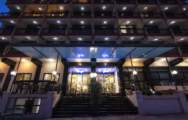 Canifor Hotel