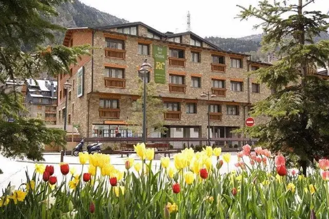 Apartaments Turistics Roc del Castell