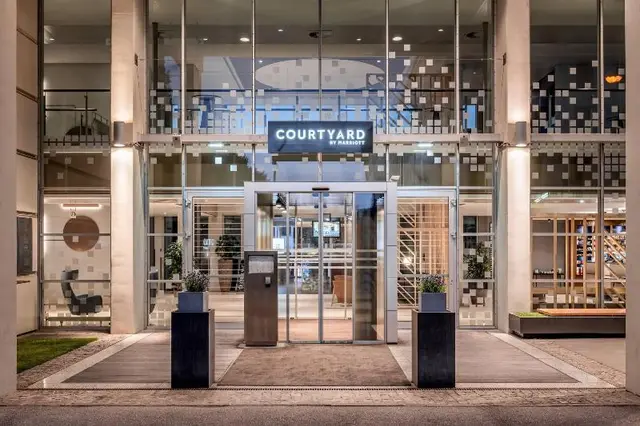 Courtyard Linz