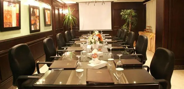 Helnan Royal Hotel (Palestine)