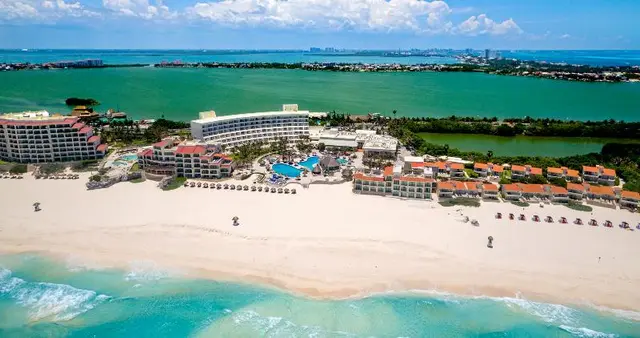 Grand Park Royal Cancun