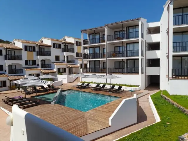 Cala Llonga Hotel Menorca