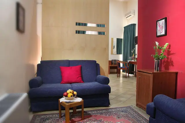 Caravaggio Hotel