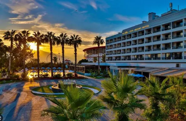 NASHIRA CITY RESORT HOTEL