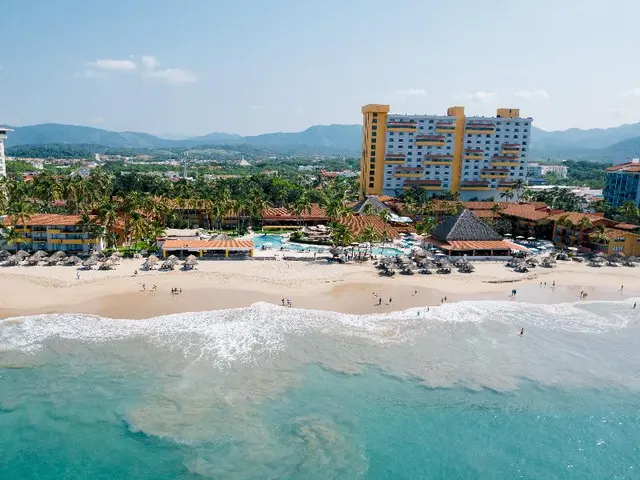 Holiday Inn Resort IXTAPA ALL-INCLUSIVE by IHG