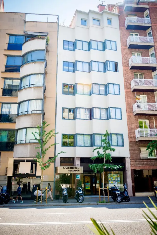 Senator Barcelona Apartments