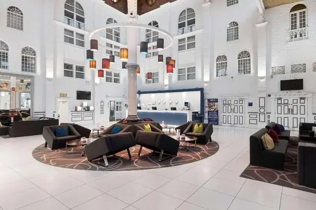 Park Inn Cardiff City Centre