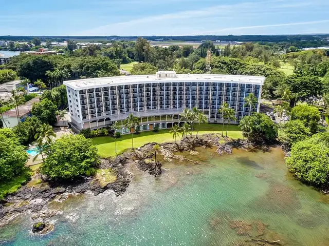 Hilo Hawaiian Hotel Trademark Collection Wyndham