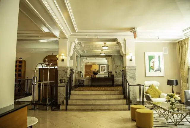 Executive Hotel Vintage Court