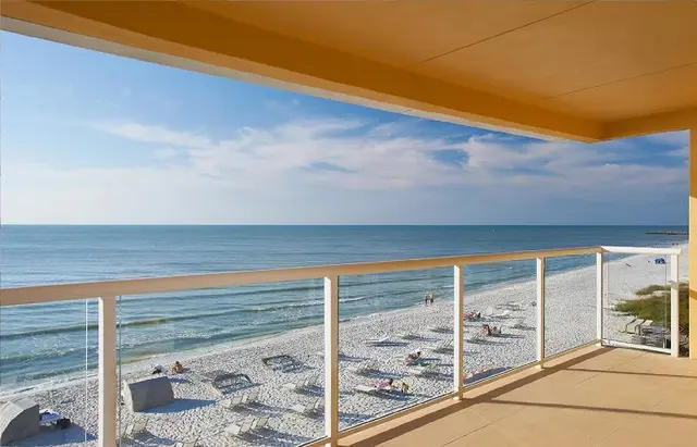 Edgewater Beach Hotel