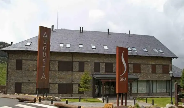 APARTHOTEL SIENTE Boí & SPA