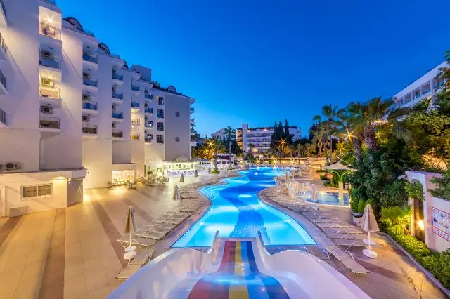 Grand Ideal Premium Hotel