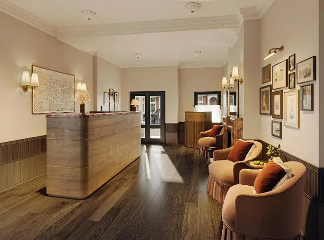 The Capital Hotel, Apartments & Townhouse