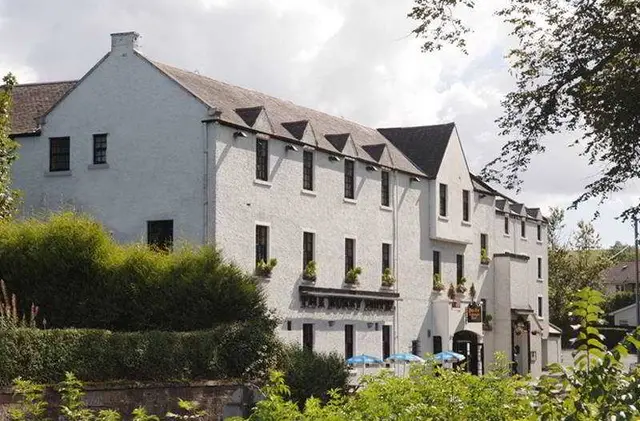 Busby Hotel 