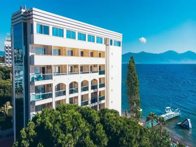 Grand Sahins Hotel