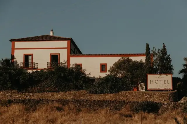 Hotel Posada De Valdezufre
