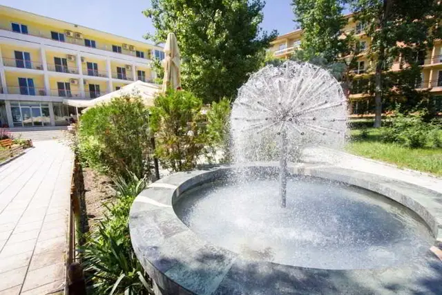 Central Mamaia
