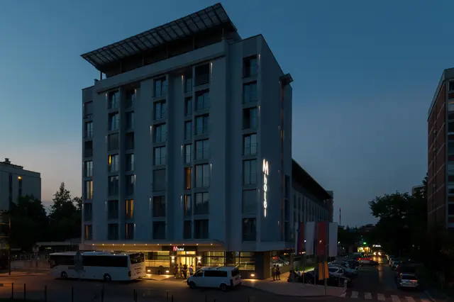 Hotel M