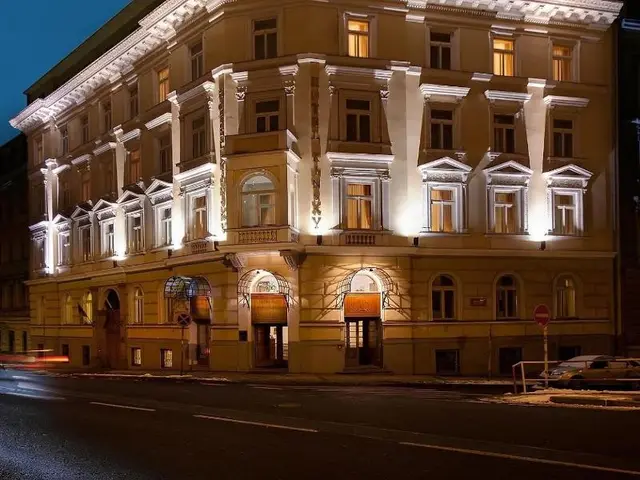 Hotel Kinsky Fountain