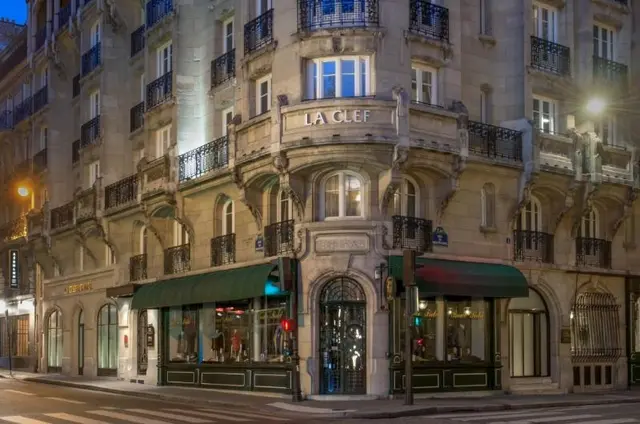 La Clef Louvre Paris by The Crest Collection