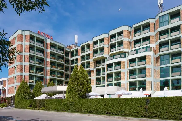 Aktinia