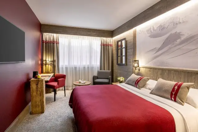 Edelweiss Manotel