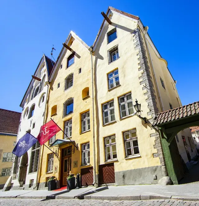 Three Sisters Hotel