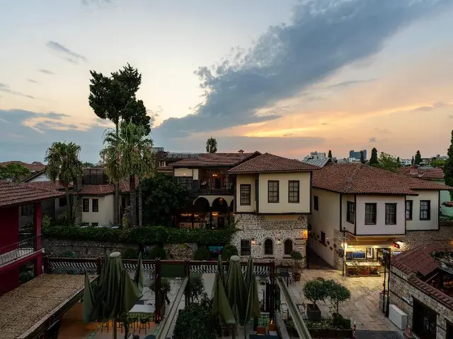 Alp Pasa Hotel