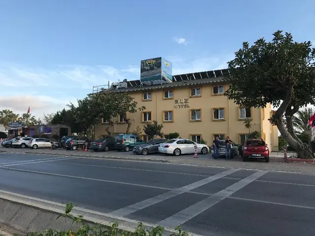 Muz Hotel