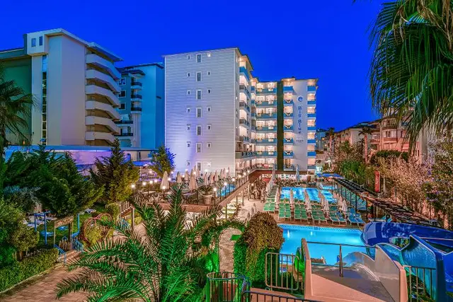 Club Big Blue Suite Hotel