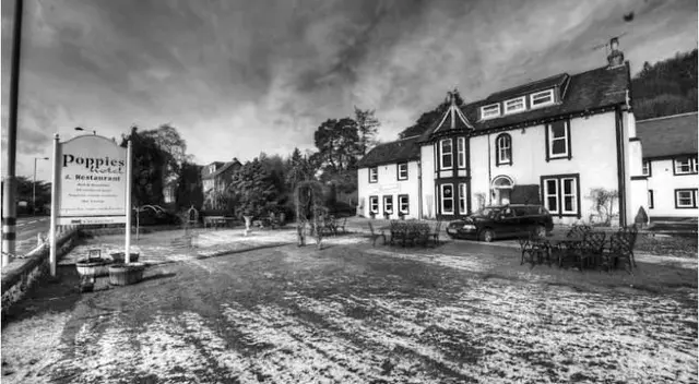 Poppies Hotel and Restaurant