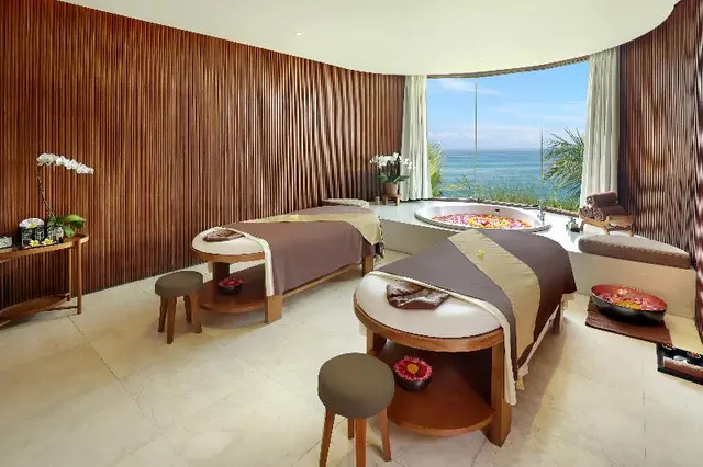 Candi Beach Resort & Spa