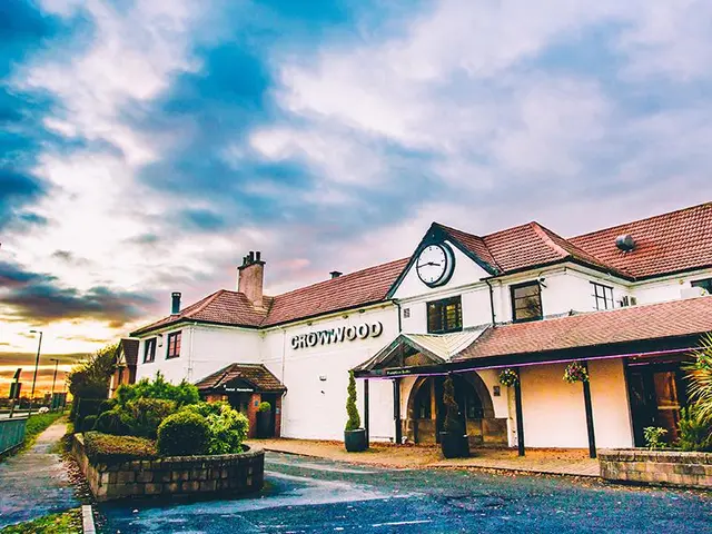 Crowwood Hotel Glasgow